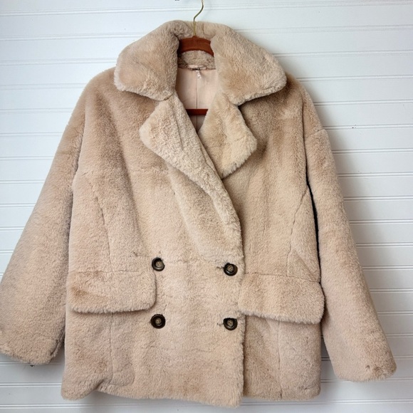 Free People Kate Faux Fur Double Breasted Teddy Coat Apricot Sz XS - Picture 2 of 13